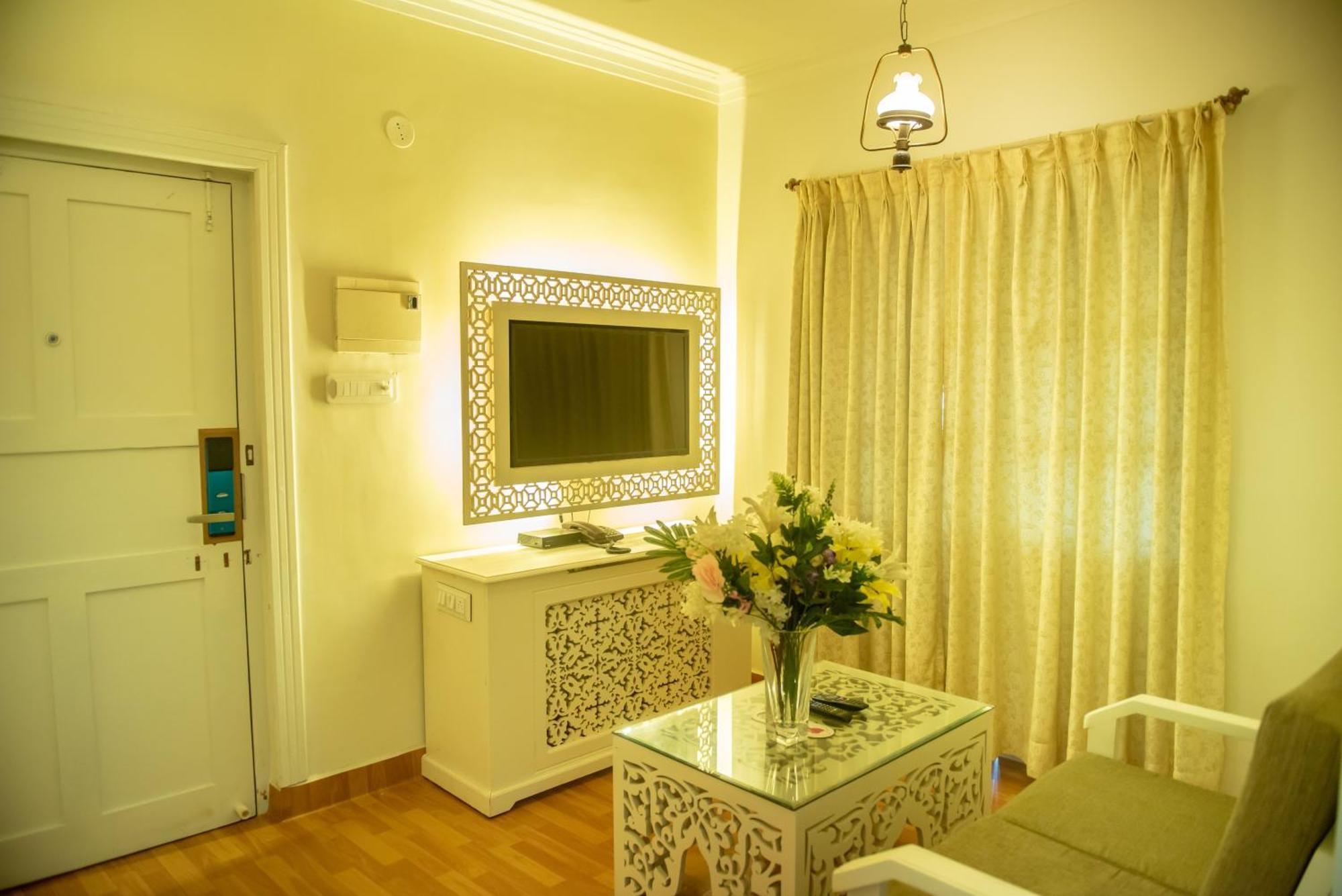 Cherrystay Holiday Resort -Candolim Beach Exterior photo